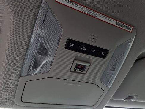 Used 2019 Toyota RAV4 LE image 25