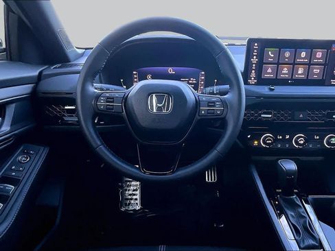 Used 2025 Honda Accord Sport image 6