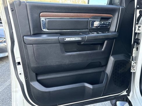 Used 2016 RAM 1500 Laramie image 15
