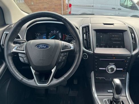 Used 2018 Ford Edge Titanium w/ Technology Package AWD/4WD image 49