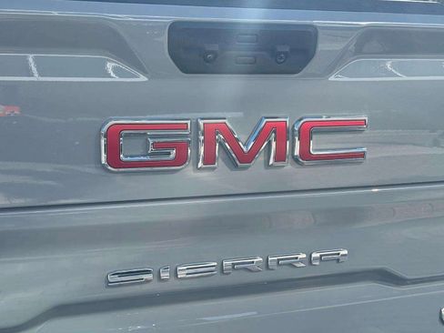 Used 2024 GMC Sierra 1500 Elevation image 14