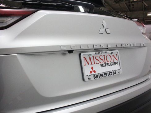 New 2026 Mitsubishi Eclipse Cross ES image 4