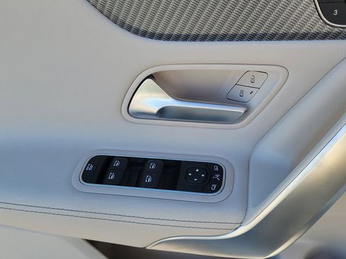 Certified 2025 Mercedes-Benz CLA 250 image 25