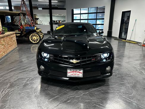 Used 2013 Chevrolet Camaro SS w/ RS Package RWD image 2