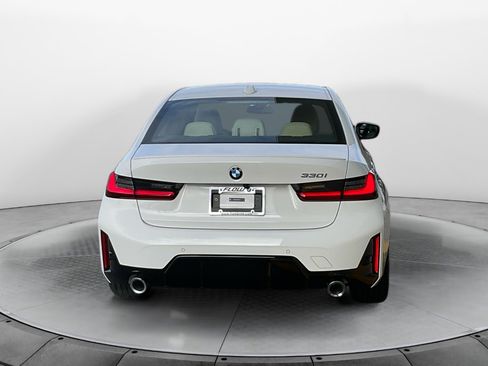 New 2026 BMW 330i Sedan w/ M Sport Package image 6