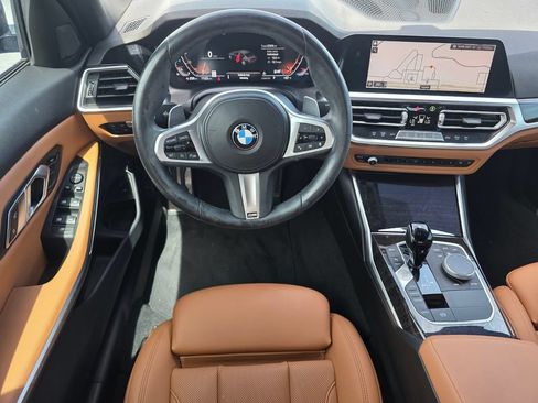 Used 2022 BMW 330i Sedan w/ M Sport Package RWD image 13
