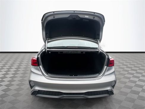 Used 2022 Kia Forte LXS image 23