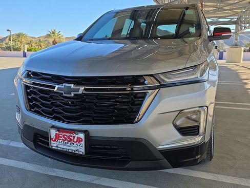 Used 2023 Chevrolet Traverse Premier w/ Redline Edition image 32