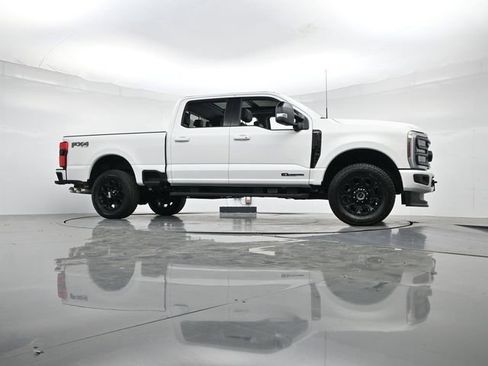 New 2026 Ford F250 Lariat w/ Black Appearance Package AWD/4WD image 33