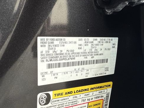 Used 2023 Lincoln Navigator Reserve AWD/4WD image 28