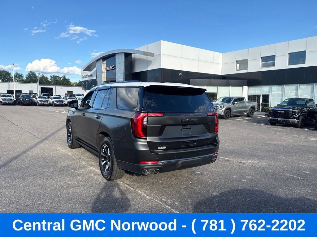 Used 2026 GMC Yukon AT4 AWD/4WD image 3