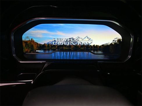 Used 2022 Chevrolet Silverado 1500 High Country w/ High Country Premium Package image 11