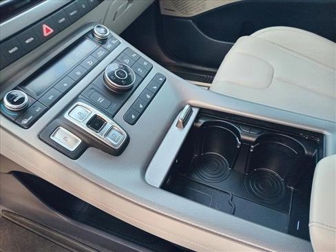 Used 2024 Hyundai Palisade Limited image 14