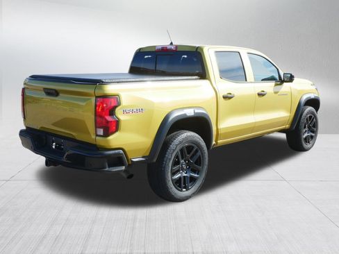 Used 2023 Chevrolet Colorado Trail Boss w/ Technology Package AWD/4WD image 7