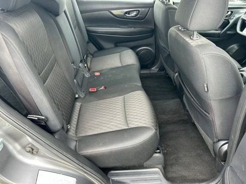 Used 2017 Nissan Rogue S FWD image 36