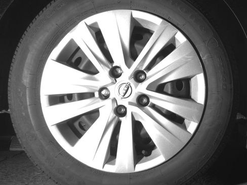 Used 2025 Nissan Sentra S FWD image 12