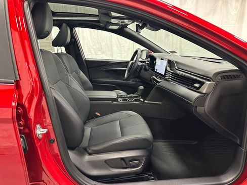 Used 2025 Toyota Camry XSE image 63