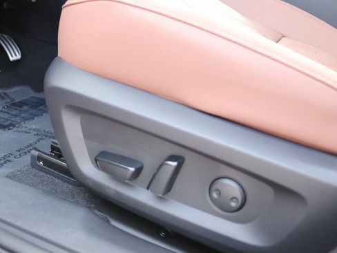 New 2025 Mitsubishi Outlander SEL image 33