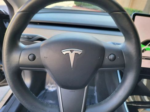 Used 2018 Tesla Model 3 Long Range RWD image 21