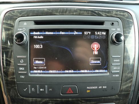 Used 2013 Buick Enclave Leather AWD/4WD image 36