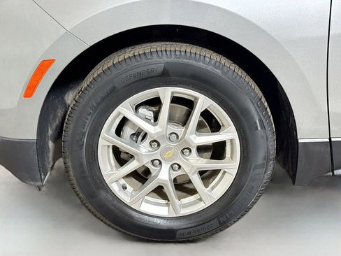 Used 2023 Chevrolet Equinox LT FWD image 29