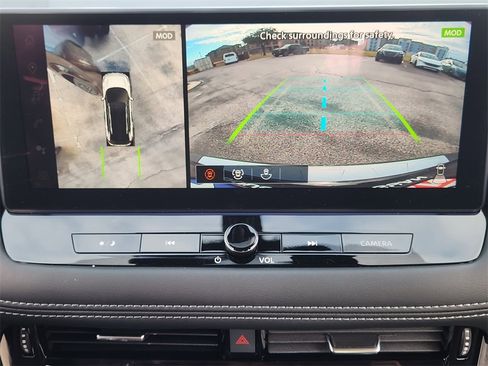 New 2026 Nissan Rogue Platinum image 13