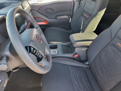 New 2026 Nissan Frontier PRO-4X w/ Pro-4x Convenience Package image 7