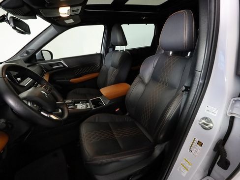 Used 2022 Mitsubishi Outlander SEL image 19