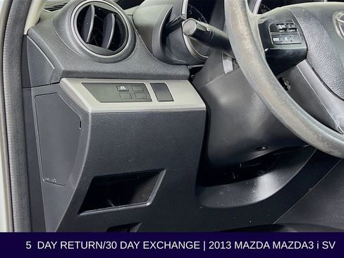 Used 2013 MAZDA MAZDA3 i SV image 11