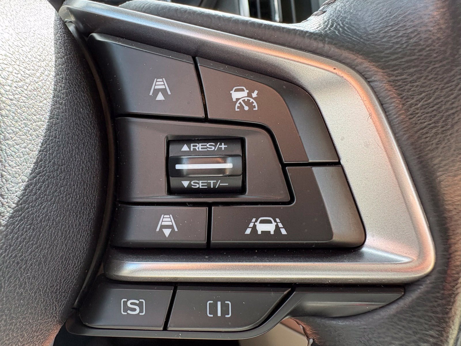 Used 2019 Subaru Forester Premium AWD/4WD image 16