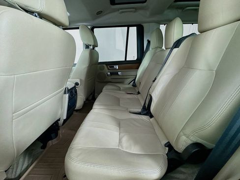 Used 2016 Land Rover LR4 HSE AWD/4WD image 29