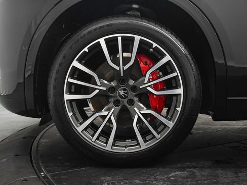 New 2025 Maserati Grecale GT image 30