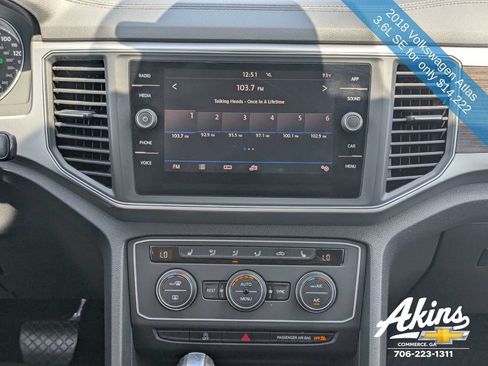 Used 2018 Volkswagen Atlas SE FWD image 19