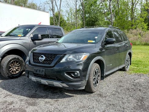 Used 2019 Nissan Pathfinder SV w/ Rock Creek Edition AWD/4WD image 3
