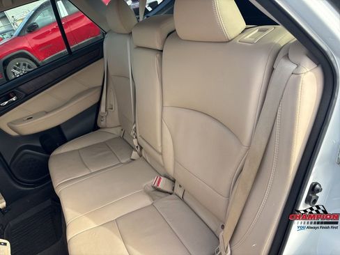 Used 2019 Subaru Outback 2.5i Limited image 27