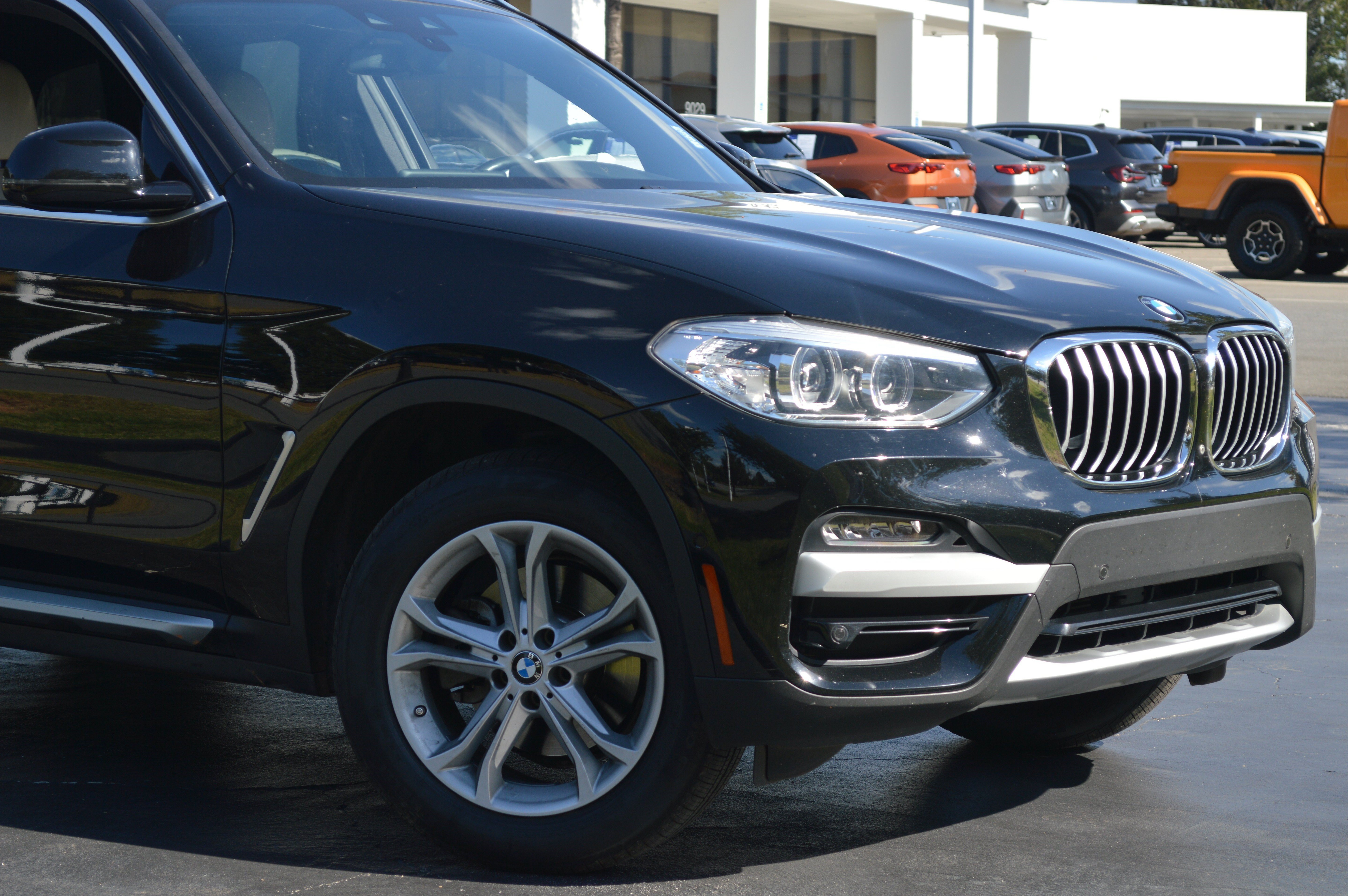 Used 2020 BMW X3 xDrive30i w/ Premium Package AWD/4WD image 2