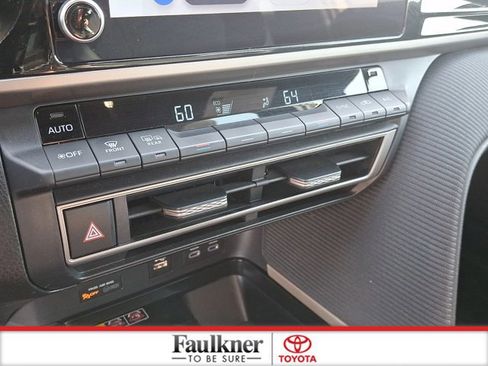 Certified 2025 Toyota Camry SE image 15