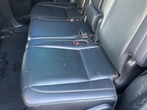 Used 2019 Toyota Highlander XLE image 5