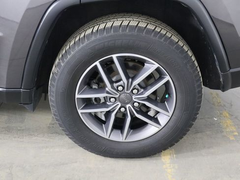 Used 2020 Jeep Grand Cherokee Limited w/ Trailer Tow Group IV image 45