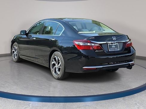 Used 2017 Honda Accord LX image 8