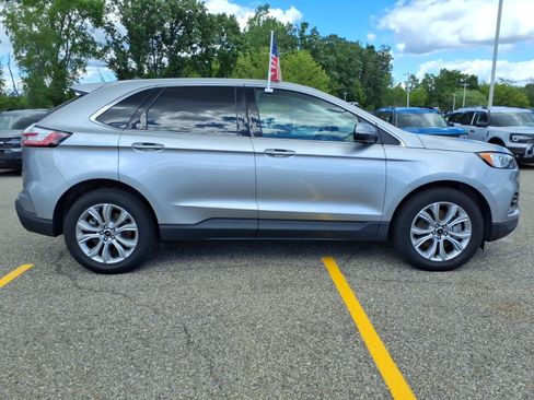 Used 2024 Ford Edge Titanium AWD/4WD image 7