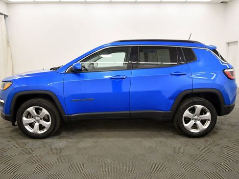 Used 2018 Jeep Compass Latitude w/ Popular Equipment Group AWD/4WD image 4