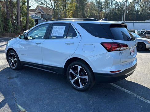 Certified 2023 Chevrolet Equinox LT image 3