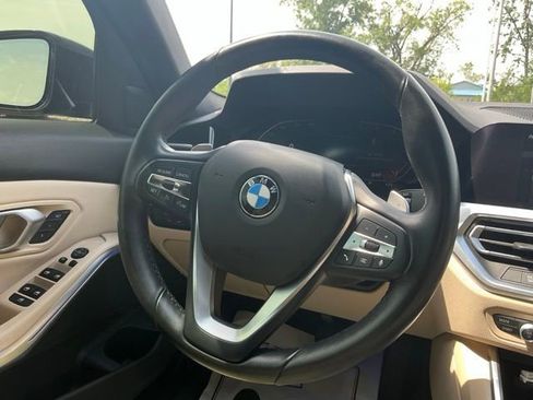 Used 2021 BMW 330i Sedan w/ Convenience Package RWD image 22