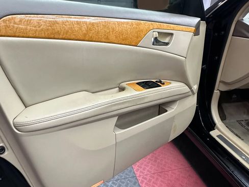 Used 2006 Toyota Avalon XLS image 9