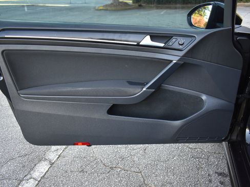 Used 2015 Volkswagen GTI S image 28