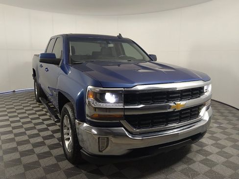 Used 2019 Chevrolet Silverado 1500 LT w/ Texas Edition RWD image 13