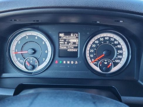 Used 2024 RAM 1500 Classic SLT image 17