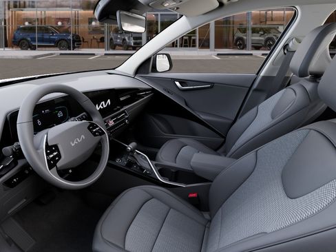 New 2026 Kia Niro EX FWD image 17