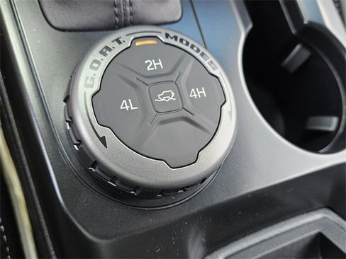 New 2025 Ford Bronco Outer Banks image 24